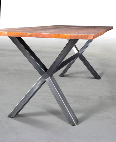 THE PISTE TABLE