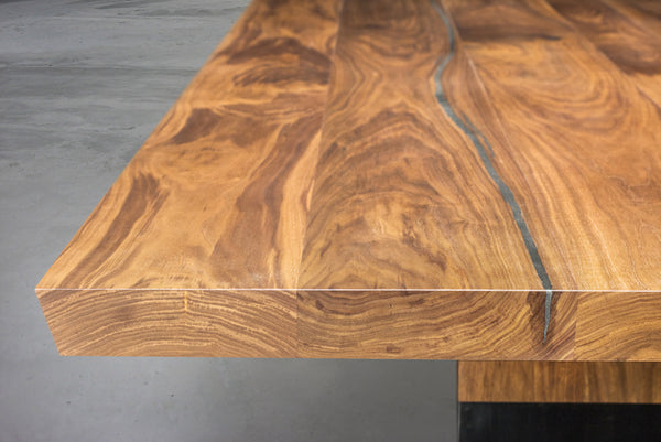 THE LAMINGTON WALNUT TABLE