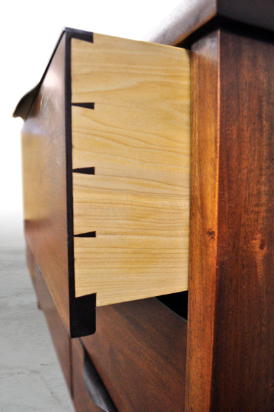 THE WESTCHESTER DRESSER