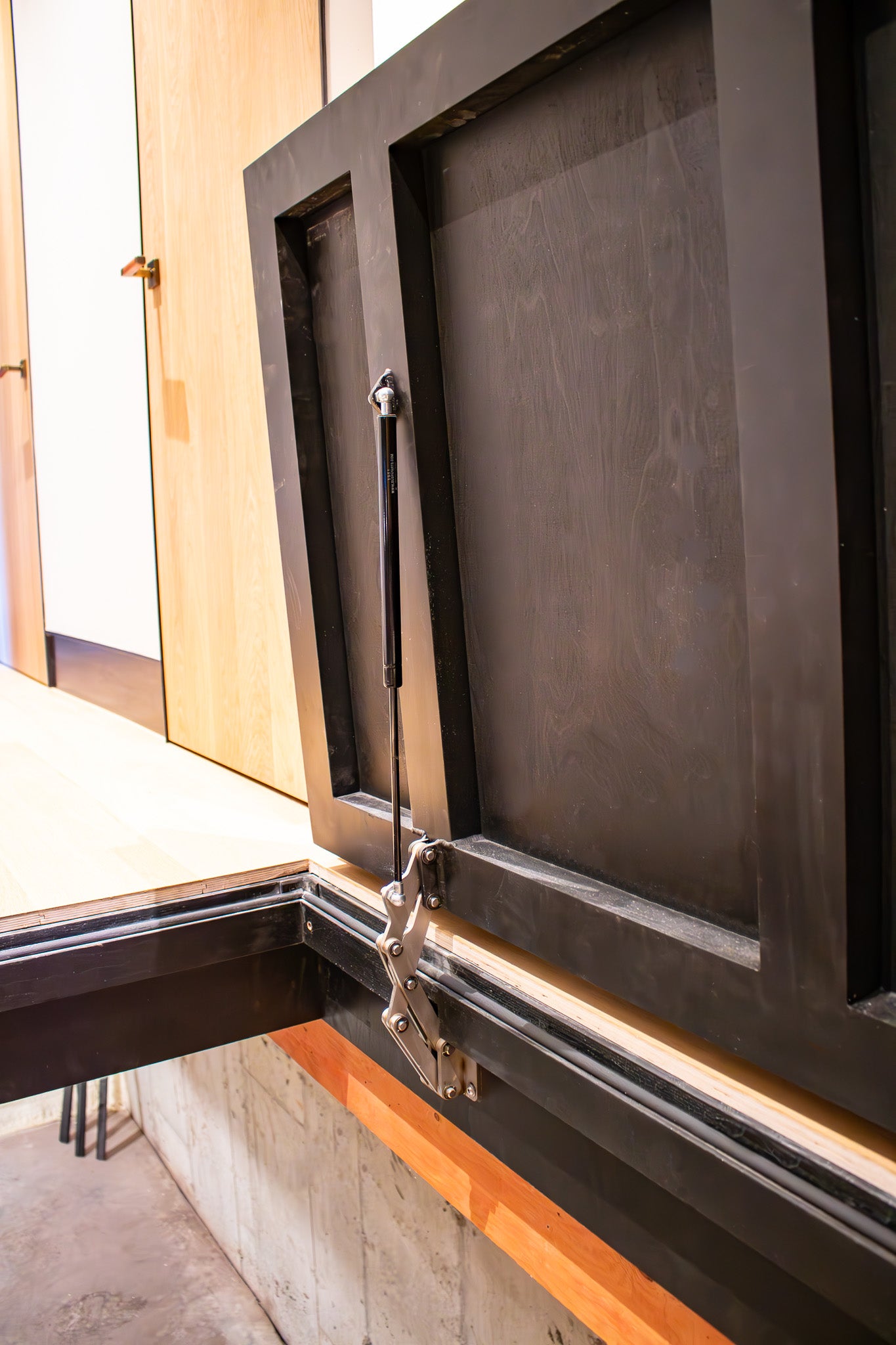 Floor Door Hinge System – Brandner Design